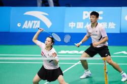 2026世界杯下注-十五运羽毛球：“雅思”夺金 翁(wēng)泓阳、王(wáng)祉(zhǐ)怡单打折桂